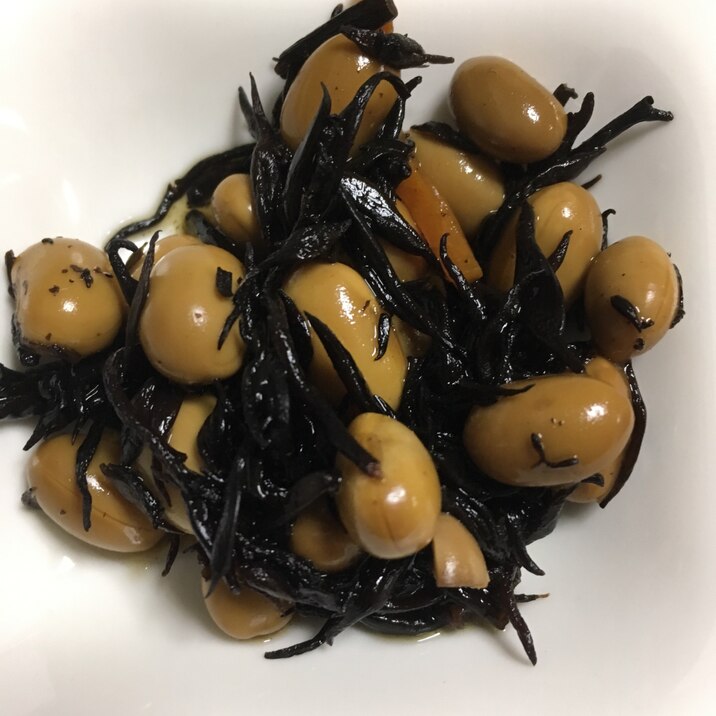 大豆とひじきの煮物